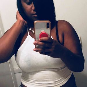 Meet your Posher, Brittney